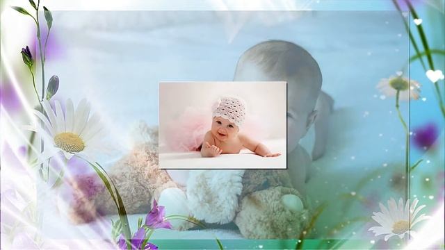 У дочки папины глаза, у дочки мамина улыбка... смотреть онлайн