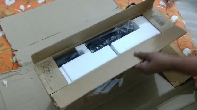 DELL 19.5 Inch Computer Monitor Unboxing in India - Is It One of The Best Budget Monitors? - Review смотреть онлайн