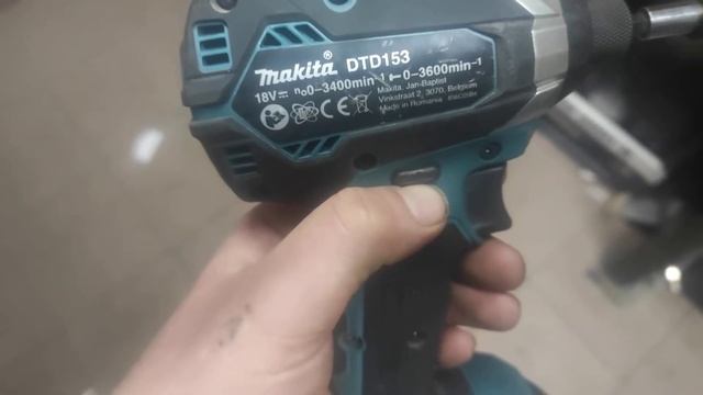 Makita DTD153 18V zaketarka смотреть онлайн