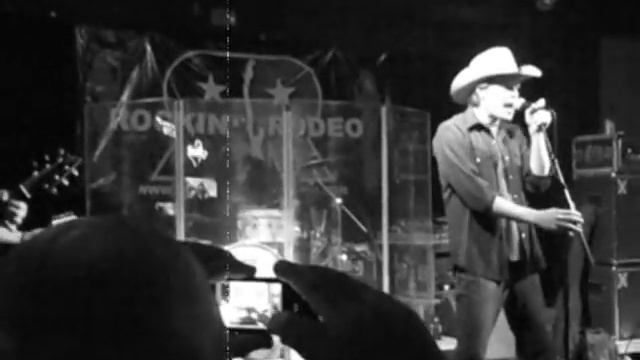 Jackson Taylor & Jason Boland perform Social Distortion Ball and Chain.wmv смотреть онлайн