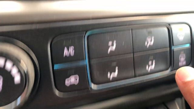 Chevrolet Colorado - How to turn on/off air conditioner and heater смотреть онлайн
