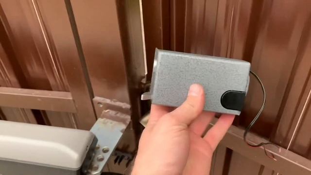 Электронный накладной замок на калитку открытие Rfid брелком. смотреть онлайн