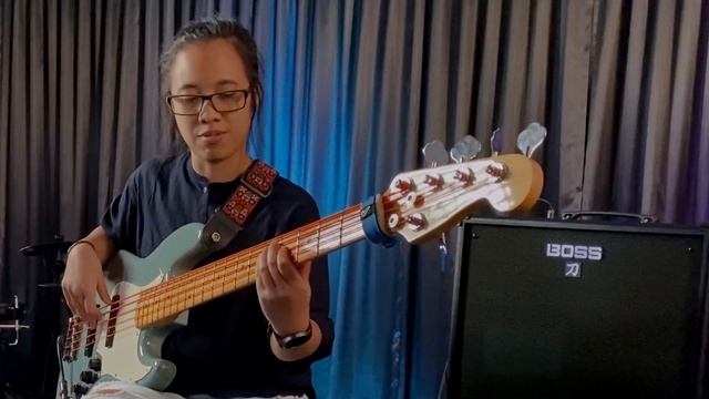 BOSS Katana-210 Bass Amp - Sound Presets and Playthrough смотреть онлайн