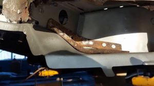 замена заднего лонжерона , ремвставки крыла на ваз 2114 , 2115 .