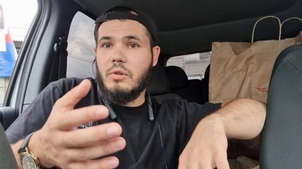 S парфюм"S PARFUM"что это,кто это?крутой парфюм??