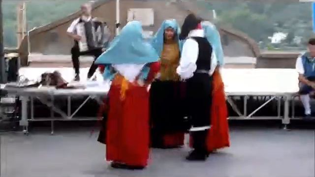 Gruppo Folkloristico "Su Forti"sant'Antioco- FOLKLANDO LA VALNERINA 2013-parte 2 смотреть онлайн