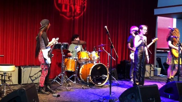[5] Yellow Ledbetter - Pearl Jam (3/6/22) смотреть онлайн