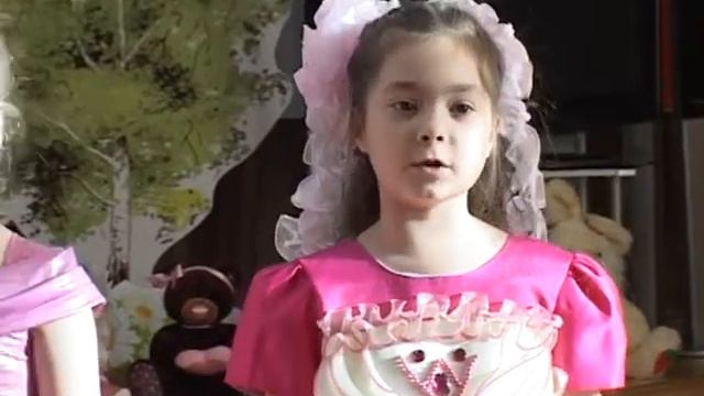 8 марта в детском садике Колобок смотреть онлайн