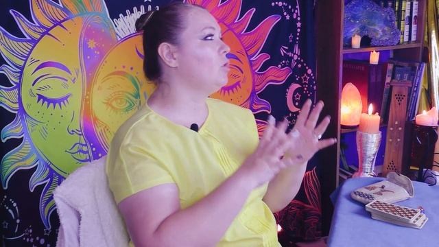 Что станет с образованием в России. Смотрит Меткий Таролог. смотреть онлайн