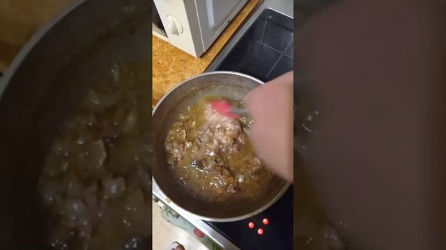 Макароны с тушенкой смотреть онлайн