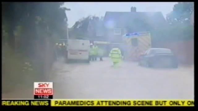 Hull man killed in floods exclusive pictures from Sky News смотреть онлайн
