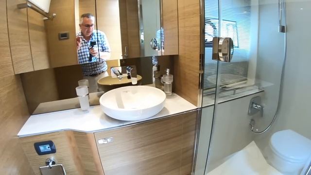 £581K Yacht Tour : Princess F45 смотреть онлайн