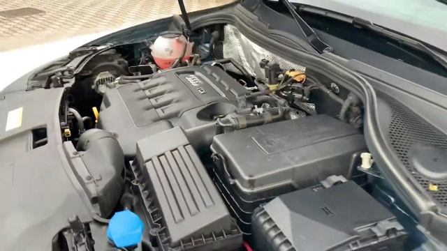 Audi Q3 2.0 TDI 120 CV смотреть онлайн