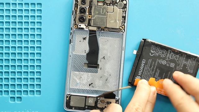 Huawei P30 Battery Replacement смотреть онлайн