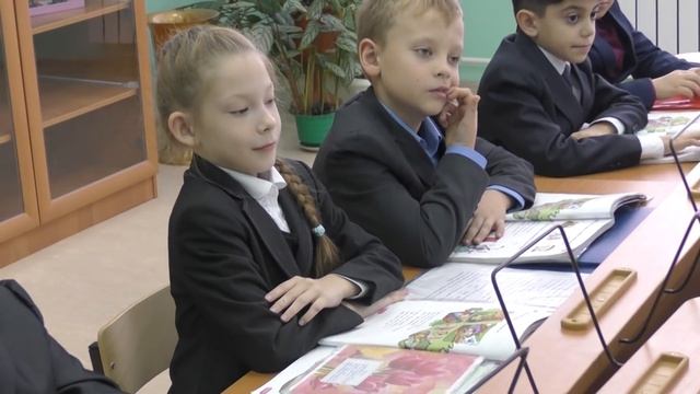 Школа-Сад самая современная школа Кузоватовского района. смотреть онлайн