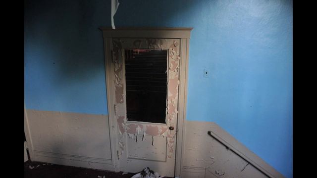 And The Lord Said " Treat This Building As Your Own." смотреть онлайн