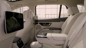 Mercedes-Benz EQS SUV 2023 - Fantastic Electric SUV