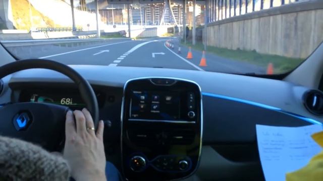 Sistema multimedia Renault смотреть онлайн