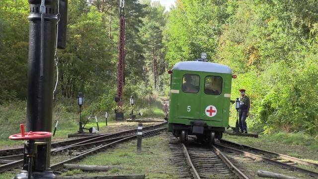 Санитарная мотодрезина СМД 1-345 / Narrow gauge railway ambulance SMD 1-345 смотреть онлайн