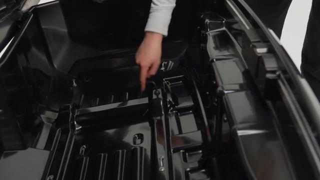 Thule Arcos Cargo Box - Instructional Video смотреть онлайн