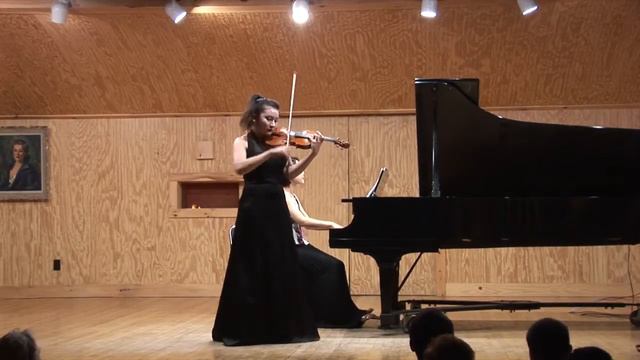 Shostakovich: Concerto for Violin in A Minor, Op. 77 - Isabelle Durrenberger смотреть онлайн
