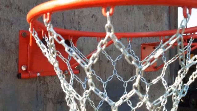 Баскетбольное кольцо, баскетбольная сетка..mp4