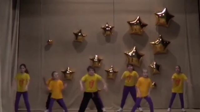 Танец "ОЗОРНИКИ"_2016 Год /1 Год обучение танцами хип-хоп, я была в 1 классе! смотреть онлайн