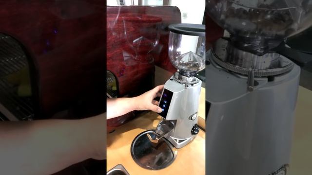 F4E磨豆機面板操作教學 смотреть онлайн