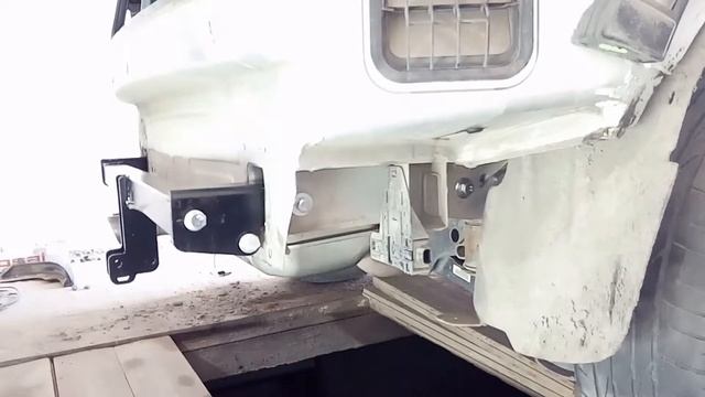 Установка фаркопа на Volkswagen Tiguan (2013 г.в.)