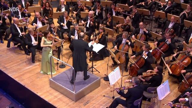 Mendelssohn: Violinkonzert e-Moll (3. Satz) mit Arabella Steinbacher | NDR Radiophilharmonie смотреть онлайн