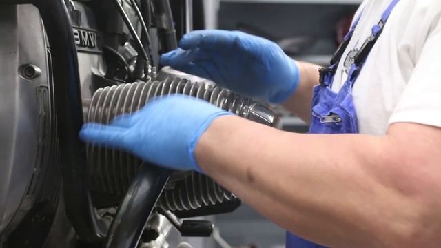 BMW Airhead Mechanicals #01 Tear Down смотреть онлайн