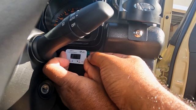 Suzuki Jimny EVC throttle controller installation | IMPROVE ACCELERATION or SAVE FUEL! смотреть онлайн