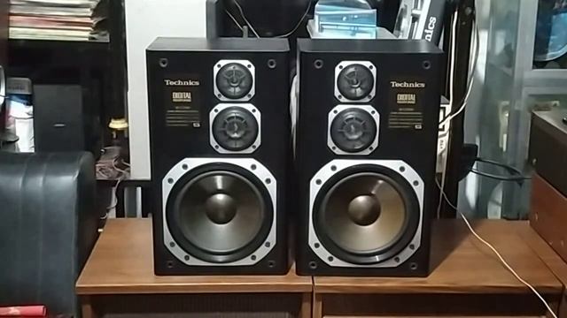 Technics SB-CD500 80w 6ohms made in Japan Music is not mine, no copyright infringement intended. смотреть онлайн