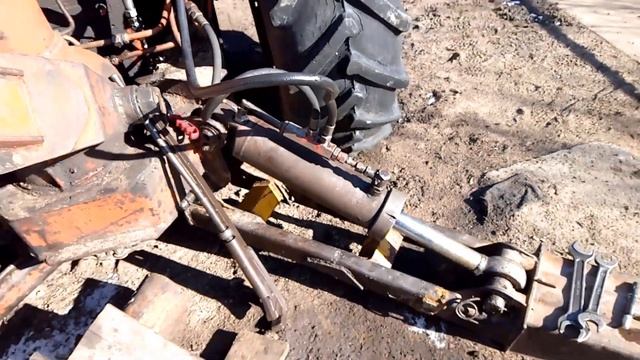 Гидрозамки на ЭО 2621excavator hydraulic locks. смотреть онлайн