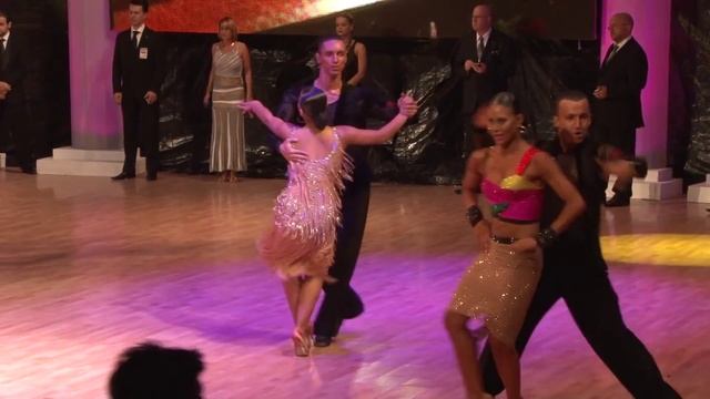 Denis Popov - Daria Ryzhonina, 1/2 Cha-Cha-Cha смотреть онлайн