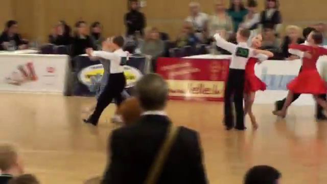 Latvian Standart Championship 2011 Marts Ernests Gulbis - Loreta Putrāle 1.4fin viennese waltz.wmv смотреть онлайн