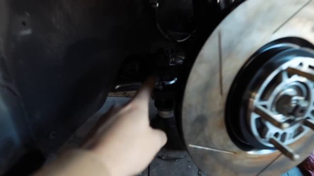 Finding parts for my Evo 8 in a Dream Garage смотреть онлайн