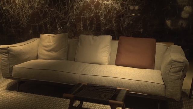 The Design of The New Flexform Stand by Architect Antonio Citterio смотреть онлайн