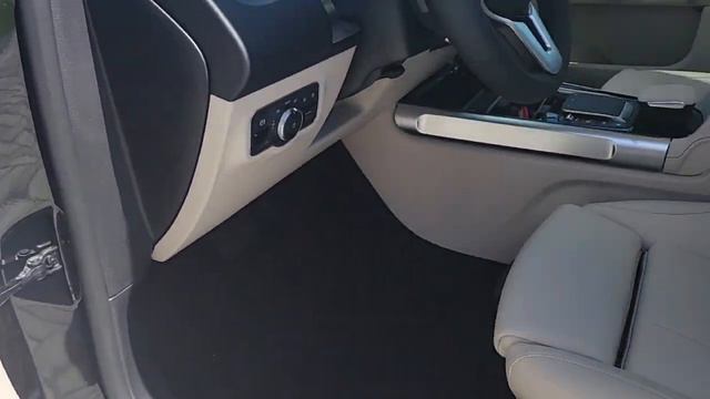 2023 Mercedes-Benz GLB Tampa, Clearwater, St. Petersburg, Pinellas Park, Largo, FL 612045 смотреть онлайн