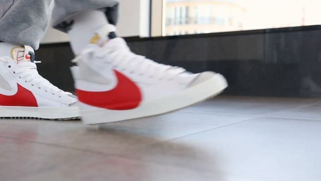 Nike Blazer Mid 77 Jumbo White (DD3111-102) Onfeet Review | sneakers.by смотреть онлайн