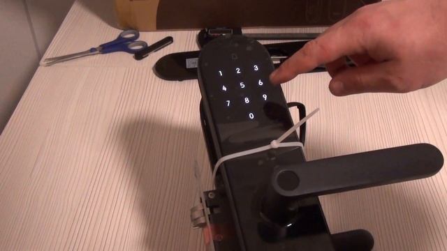 Подробный обзор Xiaomi Aqara N100 умный замок - Bluetooth, NFC и сканер отпечатков пальцев смотреть онлайн