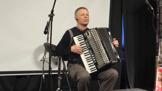 10. Аркадий Балановский. Попурри на аккордеоне (Акустический аккордеон) смотреть онлайн