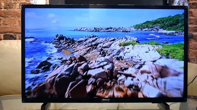 Обзор небольшого телевизора без Smart TV Philips 32PHS4203 смотреть онлайн