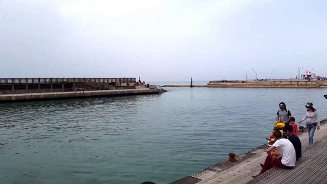 13.Старый порт в субботу. Тель-Авив.Израильтяне отдыхают. смотреть онлайн