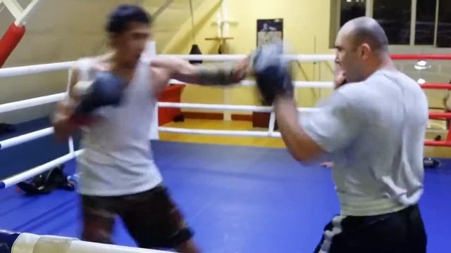 Тренировки по боксу. Петербург, клуб Сатурн. смотреть онлайн