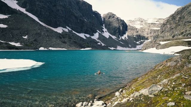 Solo Off Trail Hiking to Hidden Glacier Valley in Hardangervidda, Norway смотреть онлайн