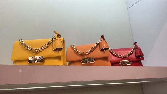 Michael Kors Shopping Vlog | Fall 2020| Nouveau Hamilton Large Crocodile Embossed Leather Satchel смотреть онлайн