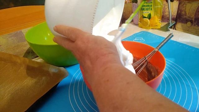 ШОКОЛАДНЫЙ РУЛЕТ/ГОСТИ НА ПОРОГЕ/chocolate roll/@ВКУСНАЯ КУХНЯ. АЛЛА КОРБУТ смотреть онлайн