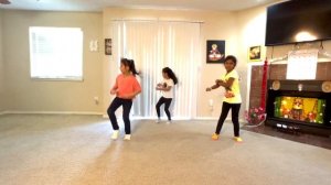 I like to move it  Kids Dance| Madagascar| EasyChoreography| Easy Dance Steps| Poonam's collection