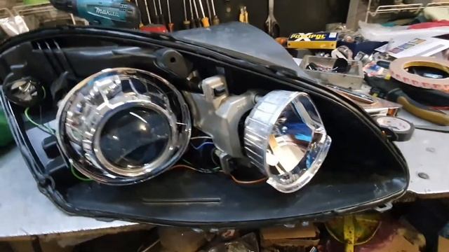 Kia Ceed. Установка бидиодных линз A3 MAX BI-LED со скрытой установкой. смотреть онлайн